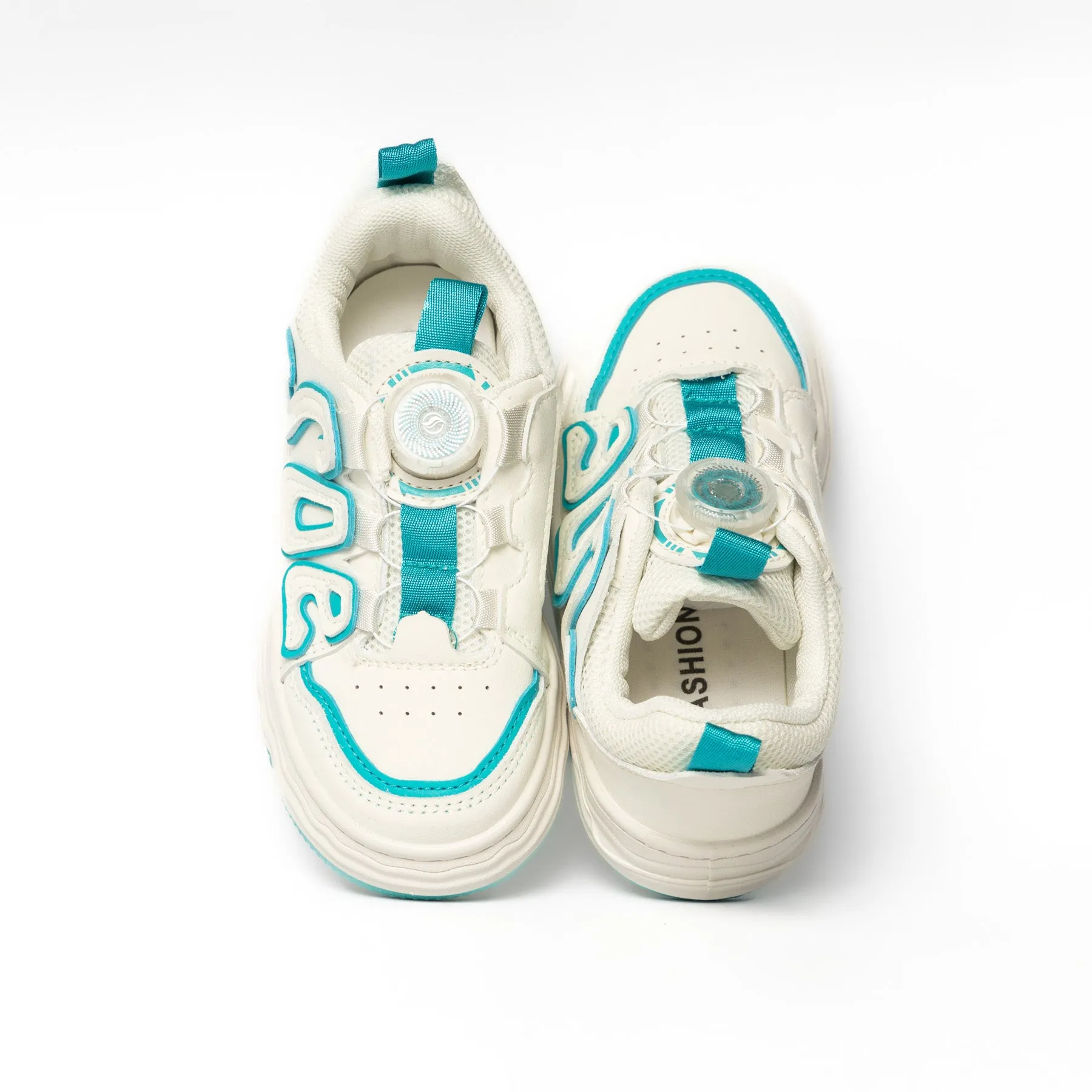 902 SHOES