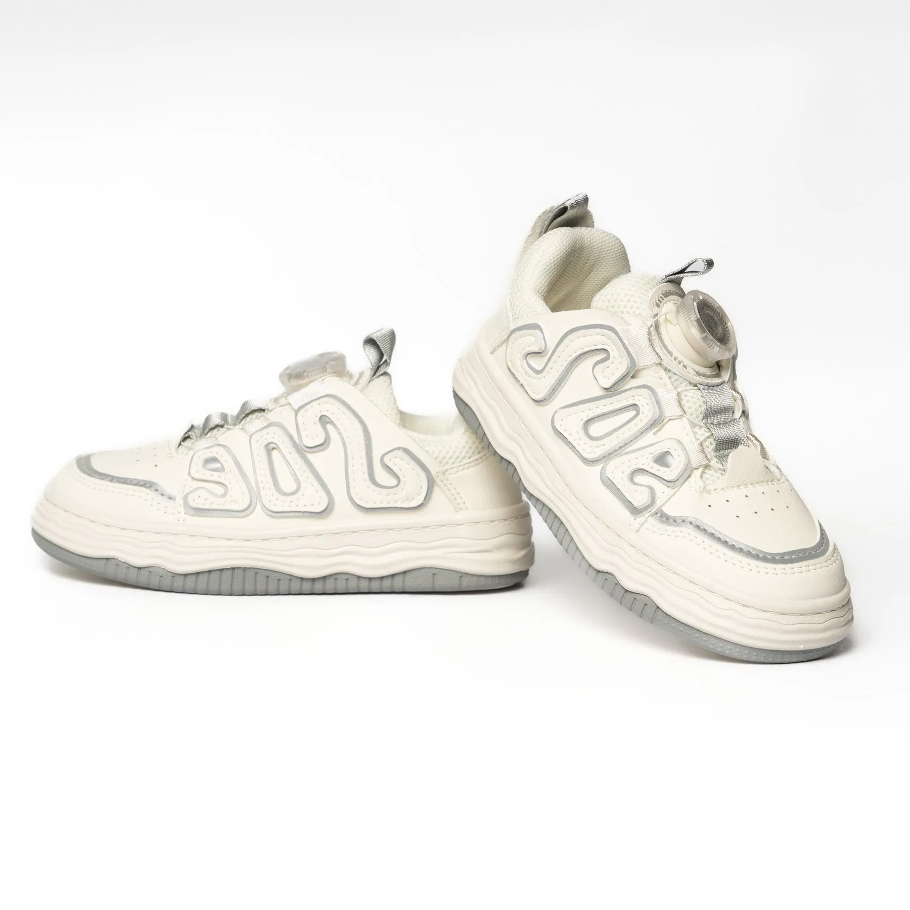 902 SHOES