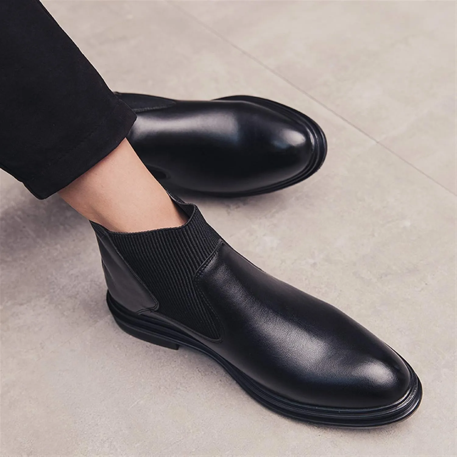 New Men's Chelsea Boots Round Toe Solid Color Simple Vegan Leather Slip On Anti-slip Wearable Non Slip Waterproof Formal Dress Pull On